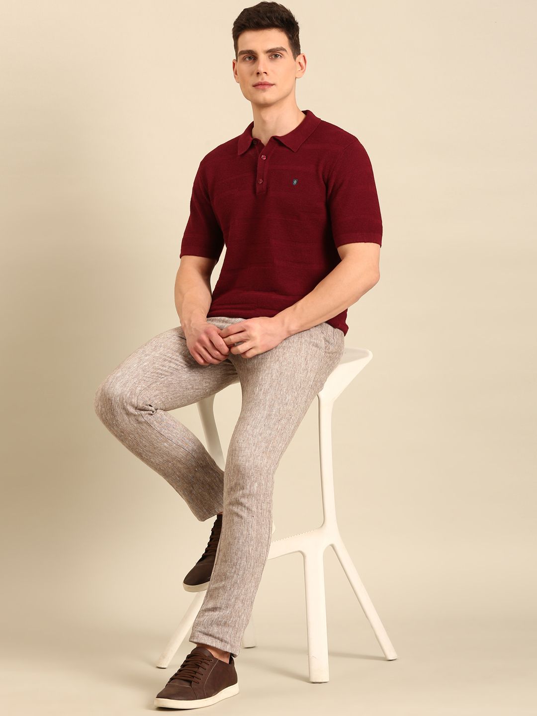 Linen Club Men's Linen Rich Maroon Solid Contemporary Fit Half Sleeve Polo Neck T-shirt