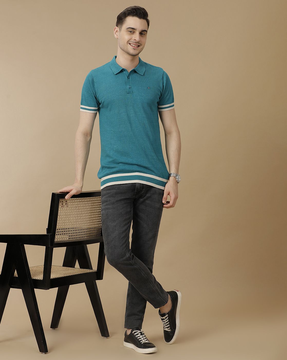 Men's Premium Blended Linen Turquoise Blue Solid Contemporary Fit Half Sleeve Polo Neck Casual T-Shirt
