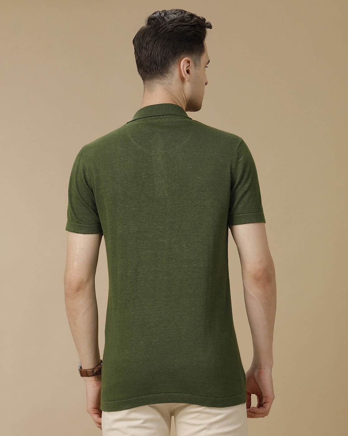 Men's Premium Blended Linen Green Solid Contemporary Fit Half Sleeve Polo Neck Casual T-Shirt