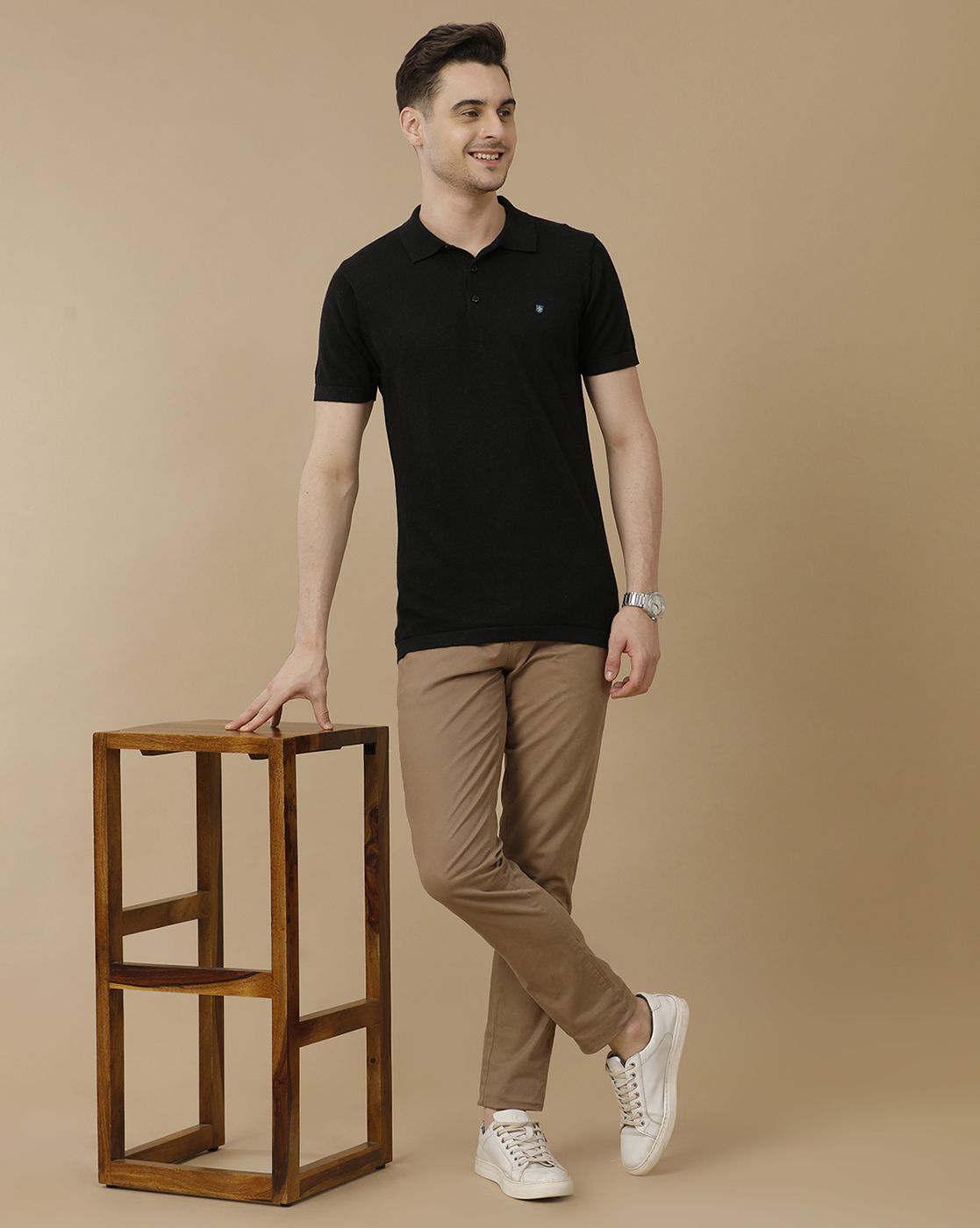 Men's Premium Blended Linen Black Solid Contemporary Fit Half Sleeve Polo Neck Casual T-Shirt