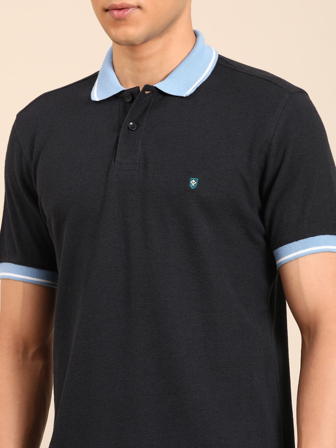 Linen Club Men's Linen Rich Black Solid Contemporary Fit Half Sleeve Polo Neck T-shirts 