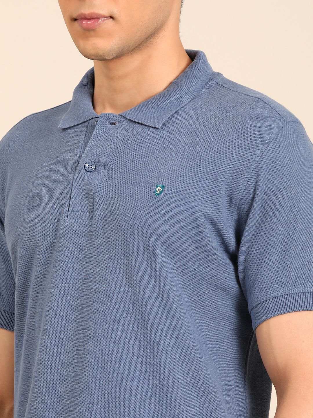 Linen Club Men's Linen Rich Blue Solid Contemporary Fit Half Sleeve Polo Neck T-shirts 