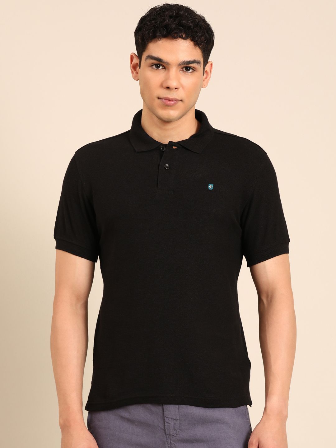 Linen Club Men's Linen Rich Black Solid Contemporary Fit Half Sleeve Polo Neck T-shirts 