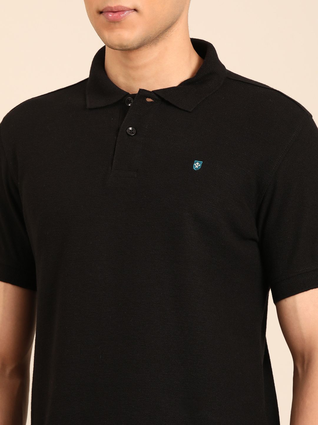 Linen Club Men's Linen Rich Black Solid Contemporary Fit Half Sleeve Polo Neck T-shirts 