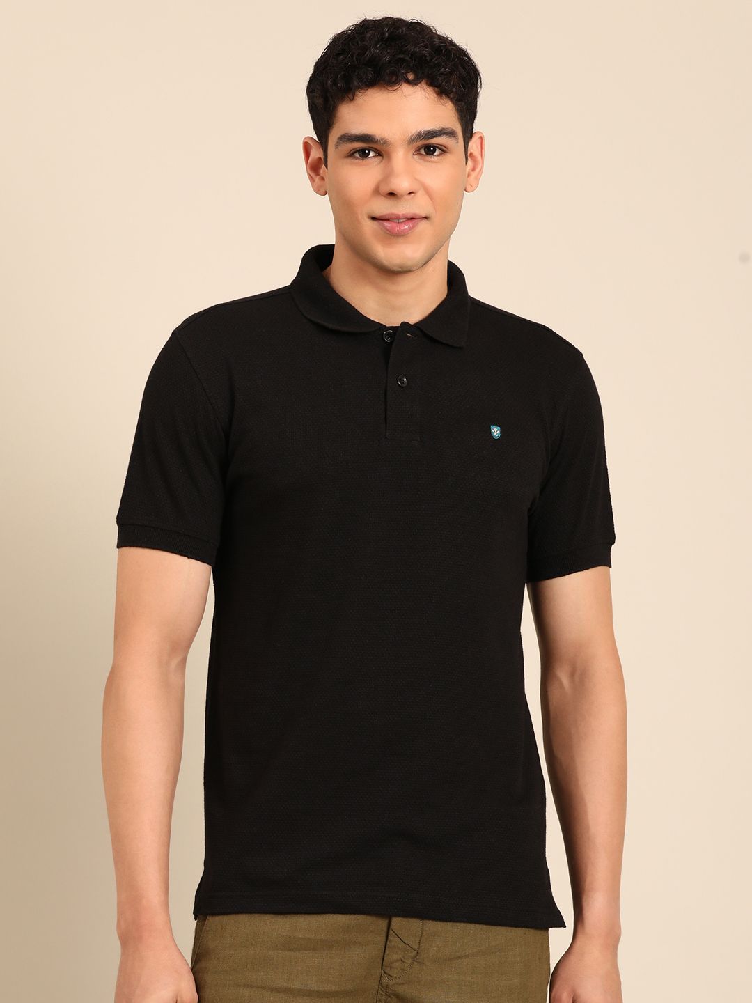 Linen Club Men's Linen Rich Black Solid Contemporary Fit Half Sleeve Polo Neck T-shirts 