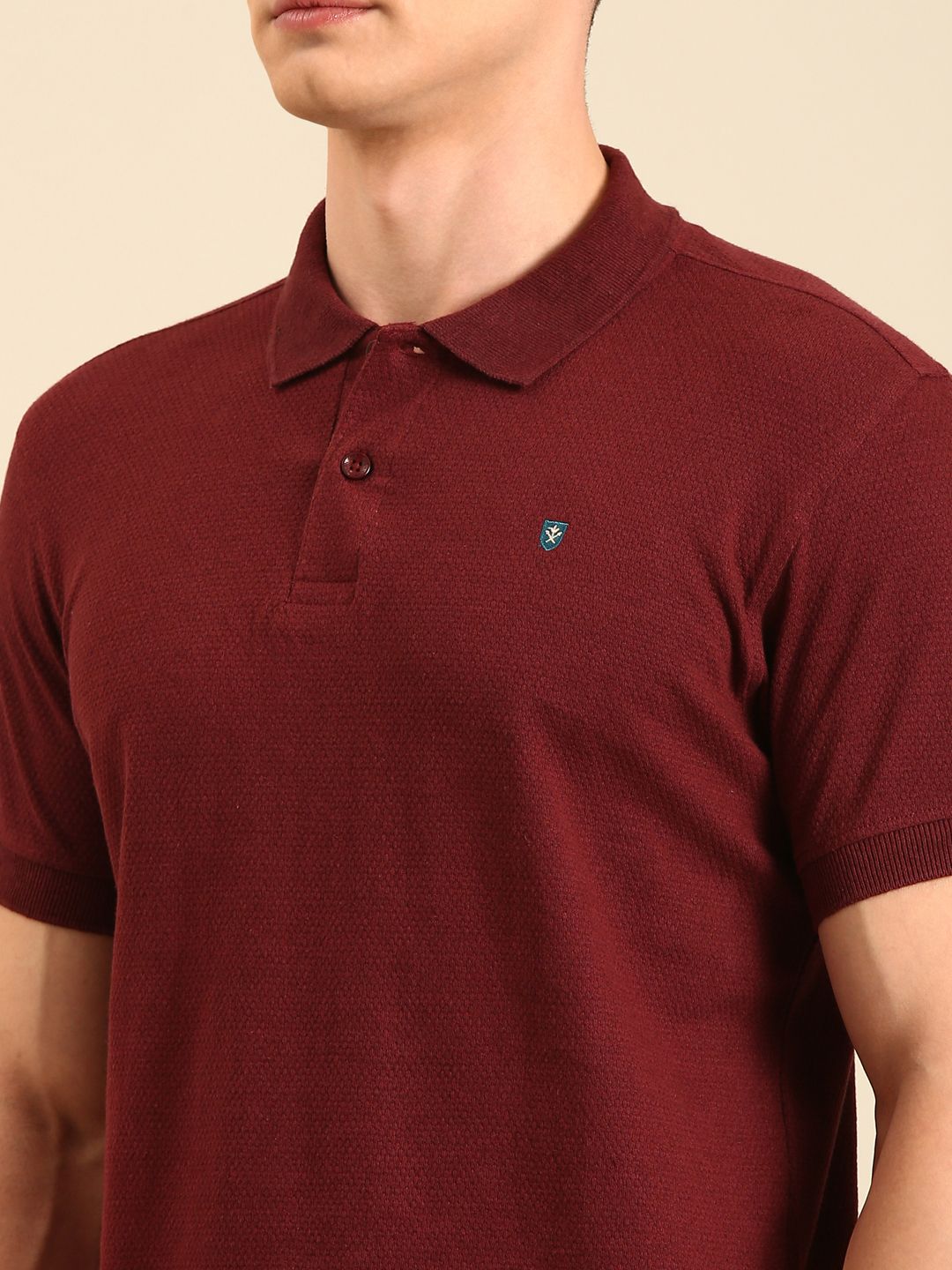 Linen Club Men's Linen Rich Maroon Solid Contemporary Fit Half Sleeve Polo Neck T-shirt