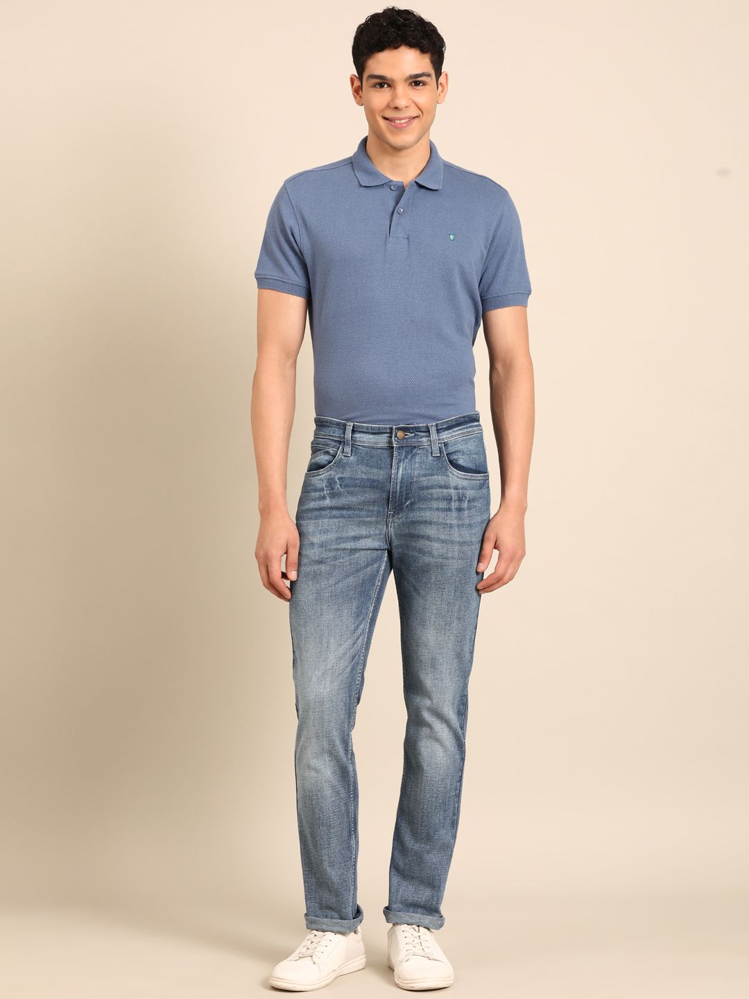 Linen Club Men's Linen Rich Blue Solid Contemporary Fit Half Sleeve Polo Neck T-shirts 