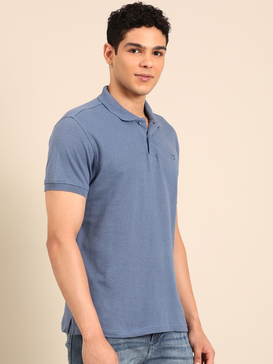 Linen Club Men's Linen Rich Blue Solid Contemporary Fit Half Sleeve Polo Neck T-shirts 