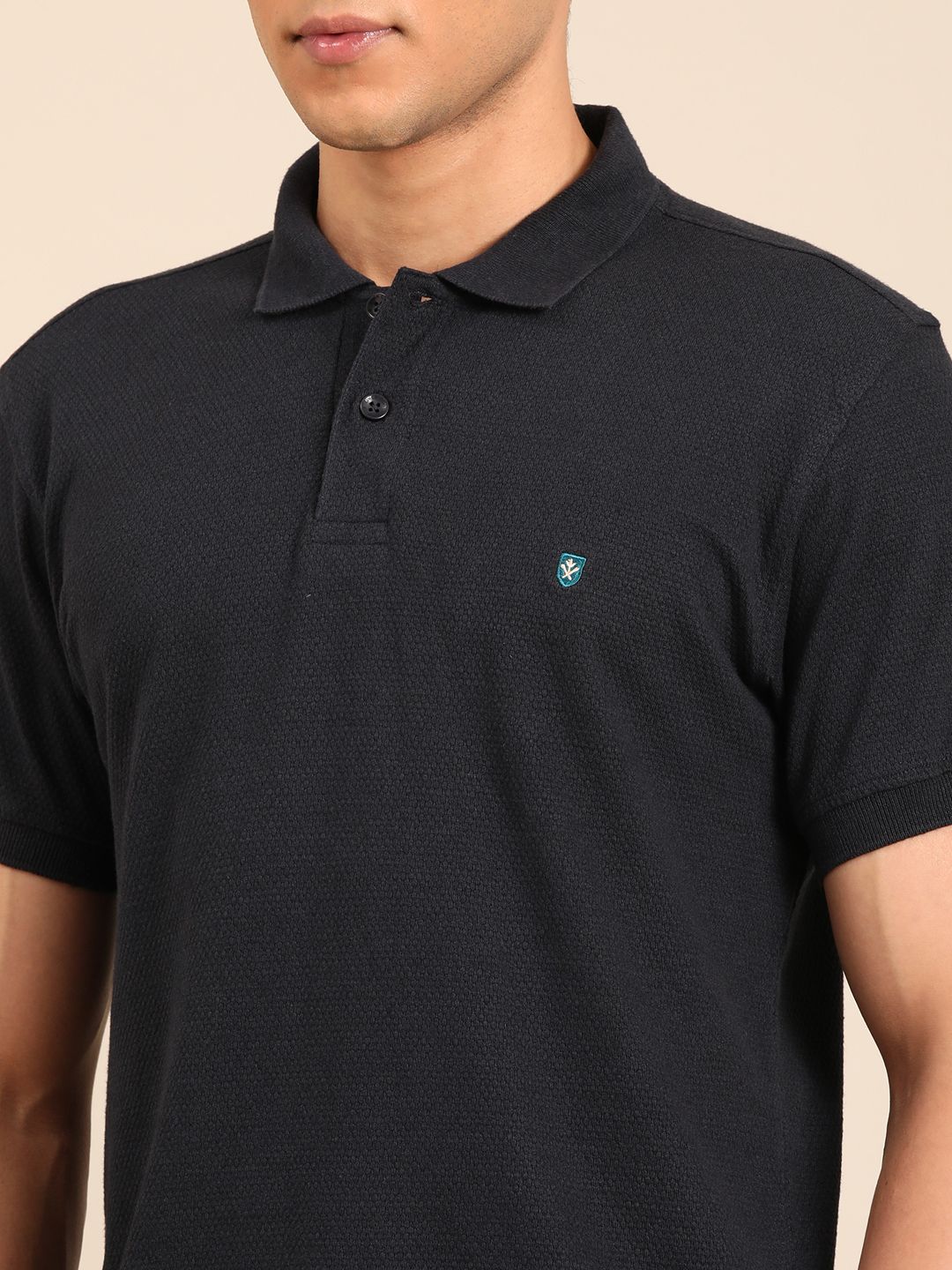 Linen Club Men's Linen Rich Black Solid Contemporary Fit Half Sleeve Polo Neck T-shirts 