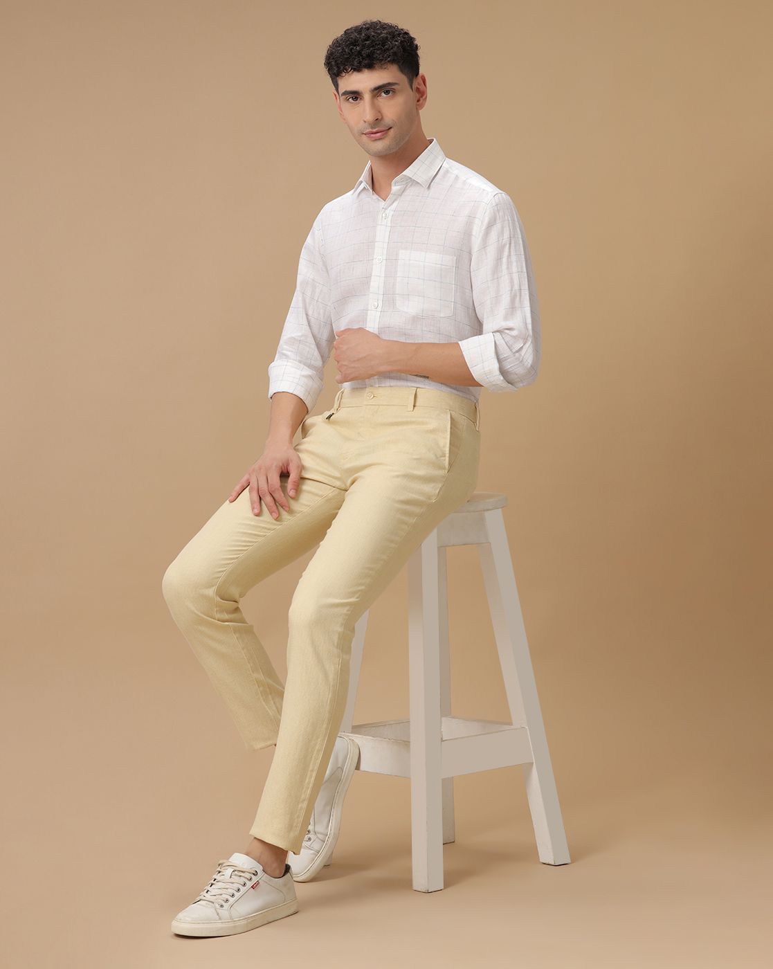 Linen Club Pure Linen Yellow Solid Casual Trouser For Men