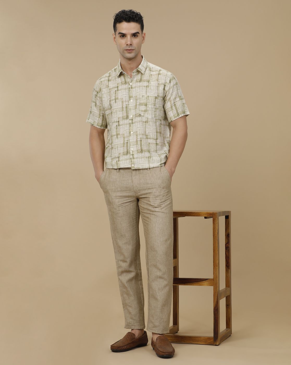 Linen Club Men's Linen Beige Solid Contemporary Fit Casual Trouser
