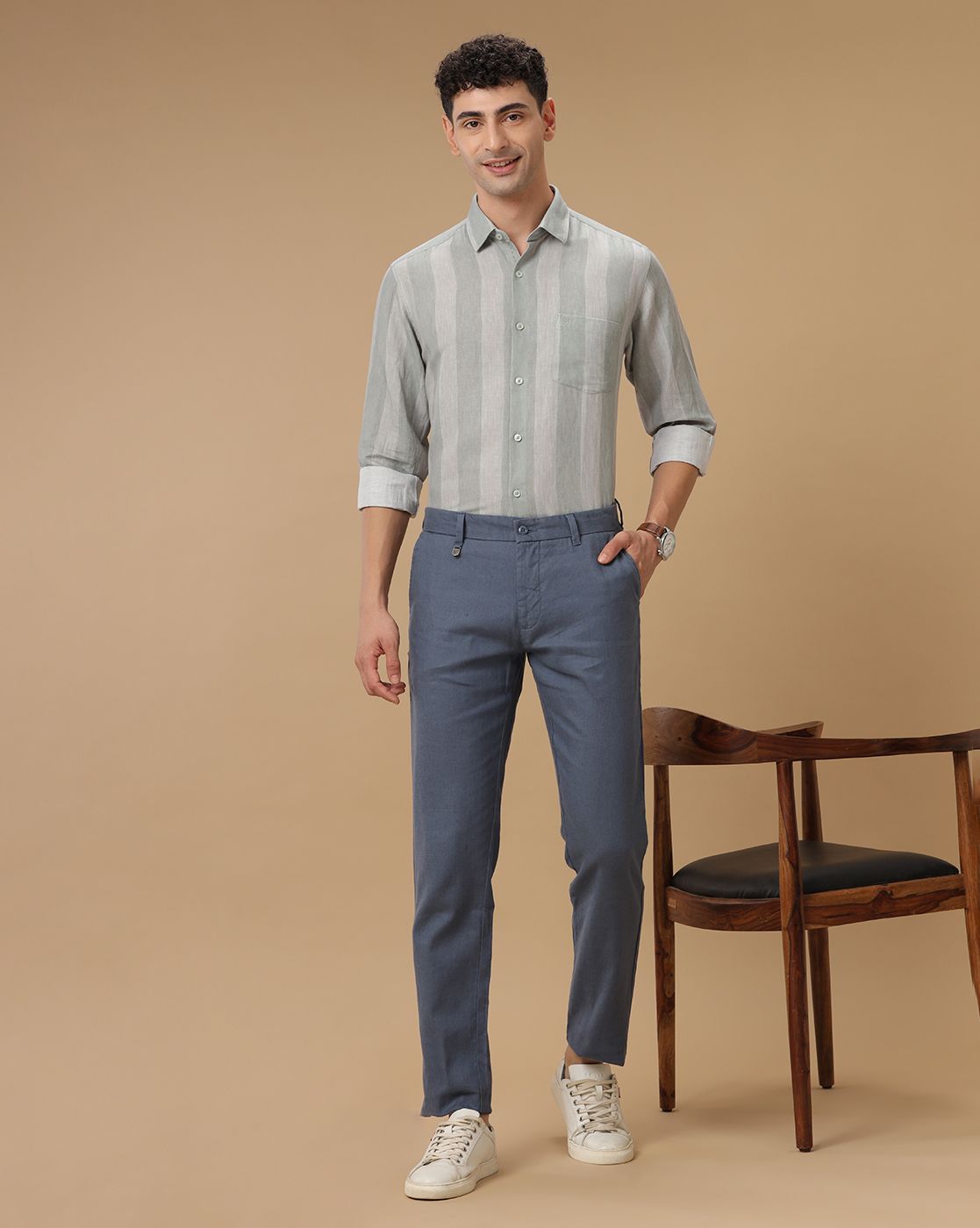 Linen Club Pure Linen Blue Solid Casual Trouser For Men