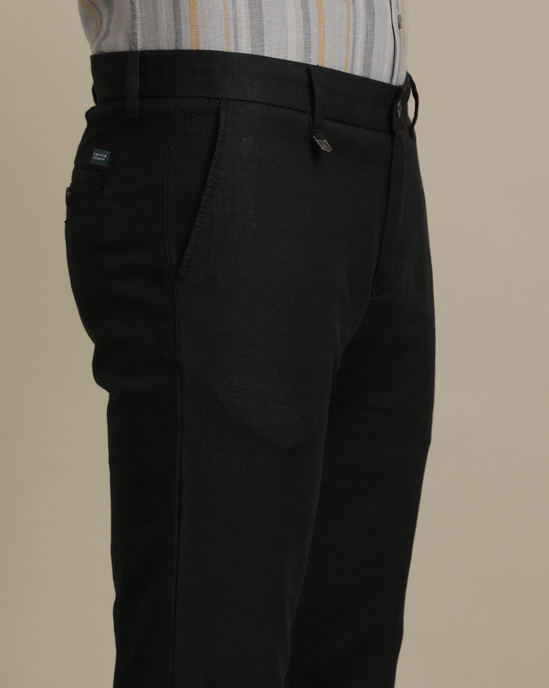 Linen Club Black Solid  Casual Trouser for men