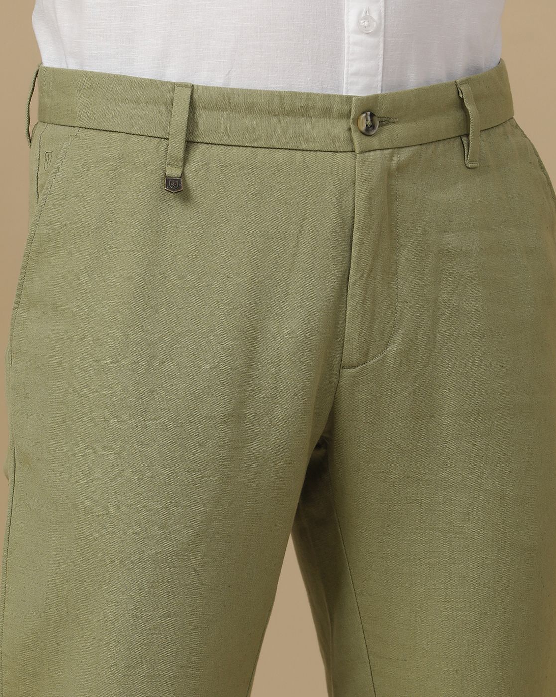 Linen Club Men's Linen Green Solid Contemporary Fit Casual Trouser