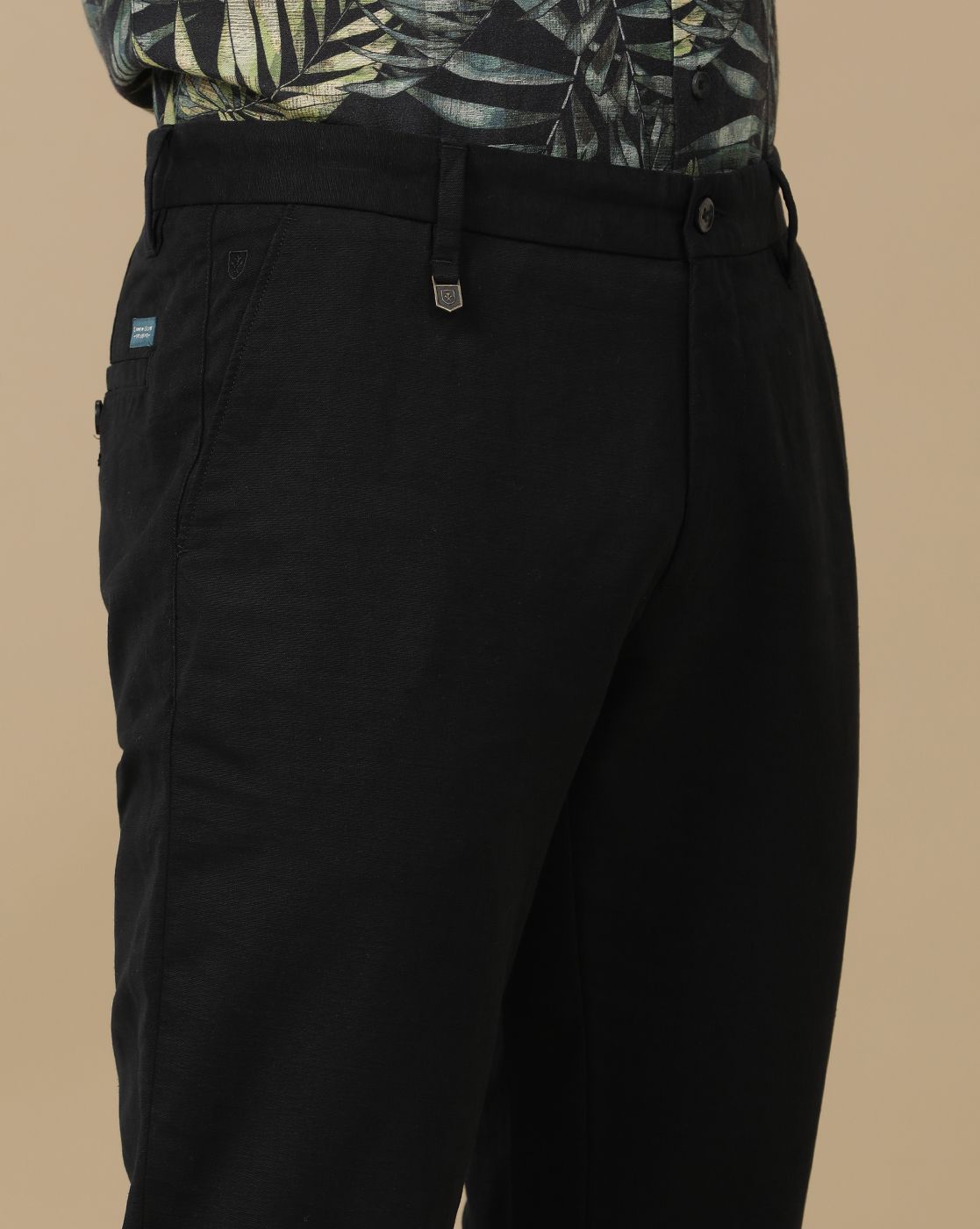 Linen Club Men's Linen Black Solid Contemporary Fit Casual Trouser