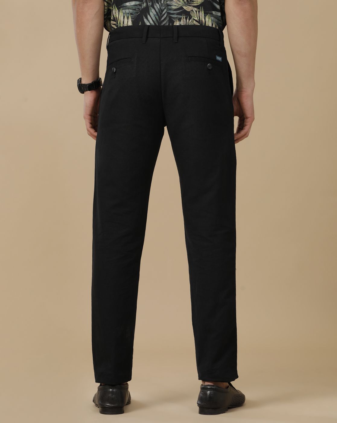 Linen Club Men's Linen Black Solid Contemporary Fit Casual Trouser