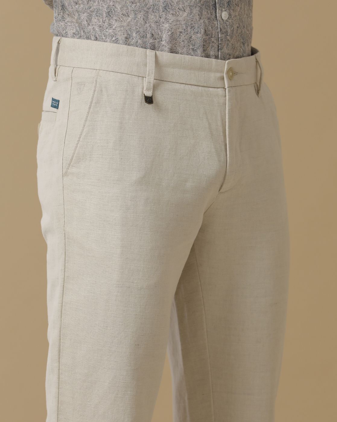 Linen Club Men's Linen Beige Solid Contemporary Fit Casual Trouser