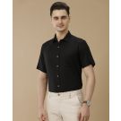 Men's Pure Linen Black Solid Contemporary Fit Half Sleeve Casual Shirt